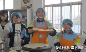为留守儿童筑起温暖的“家”，龙山教师志愿者获万元正能量特别奖