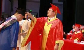 一高校校长：学校准备补贴外卖丢失的同学！