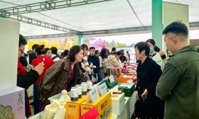 山农大119周年校庆侧记：济宁一县把当地“宝贝”全搬到了现场