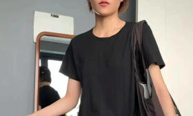 网红邵雨轩回应去复旦上学：童叟无欺，从疯产姐妹到复旦学霸的流量密码