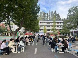 孩子磨蹭背后或藏着急性子家长？ 南京这所小学“家庭教育义诊”为爱“把脉”