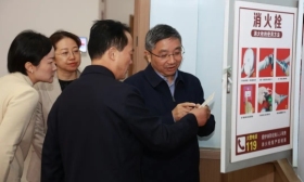 江涌赴盐城调研教育工作