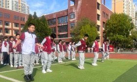 小组协作闯关！济南高新区黄金谷学校运动挑战赛欢乐来袭