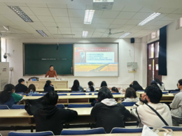 南京财经大学成立“食光直播团” ，“胡萝卜书记”传经赋能新农干