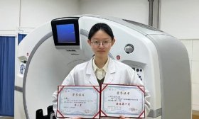 深夜教学楼最后离开的医影女孩，一举斩获全国双冠