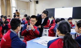 如何开足上好人工智能通识课？北京通州区中小学探索新途径