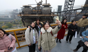 北方工业大学师生走进首钢园，看钢铁在新时代如何“铸就人间”