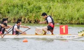 这场两岸交流赛中，南京学子勇摘桂冠