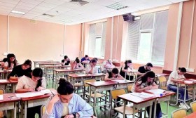 点亮学生心中的中文之光